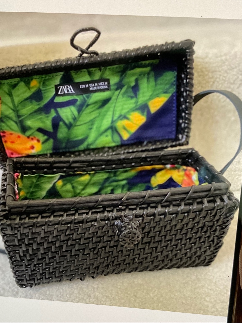 ZARA Black Woven raffia trendy style for summer 2026 Clutch